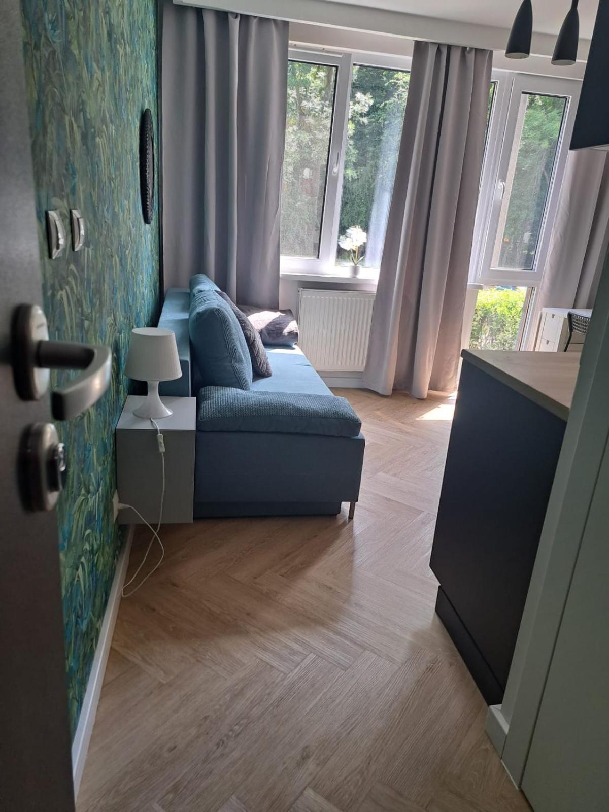 Mikroapart Jungle Batorego Pole Mokotowskie Klub Stodola Apartmán *